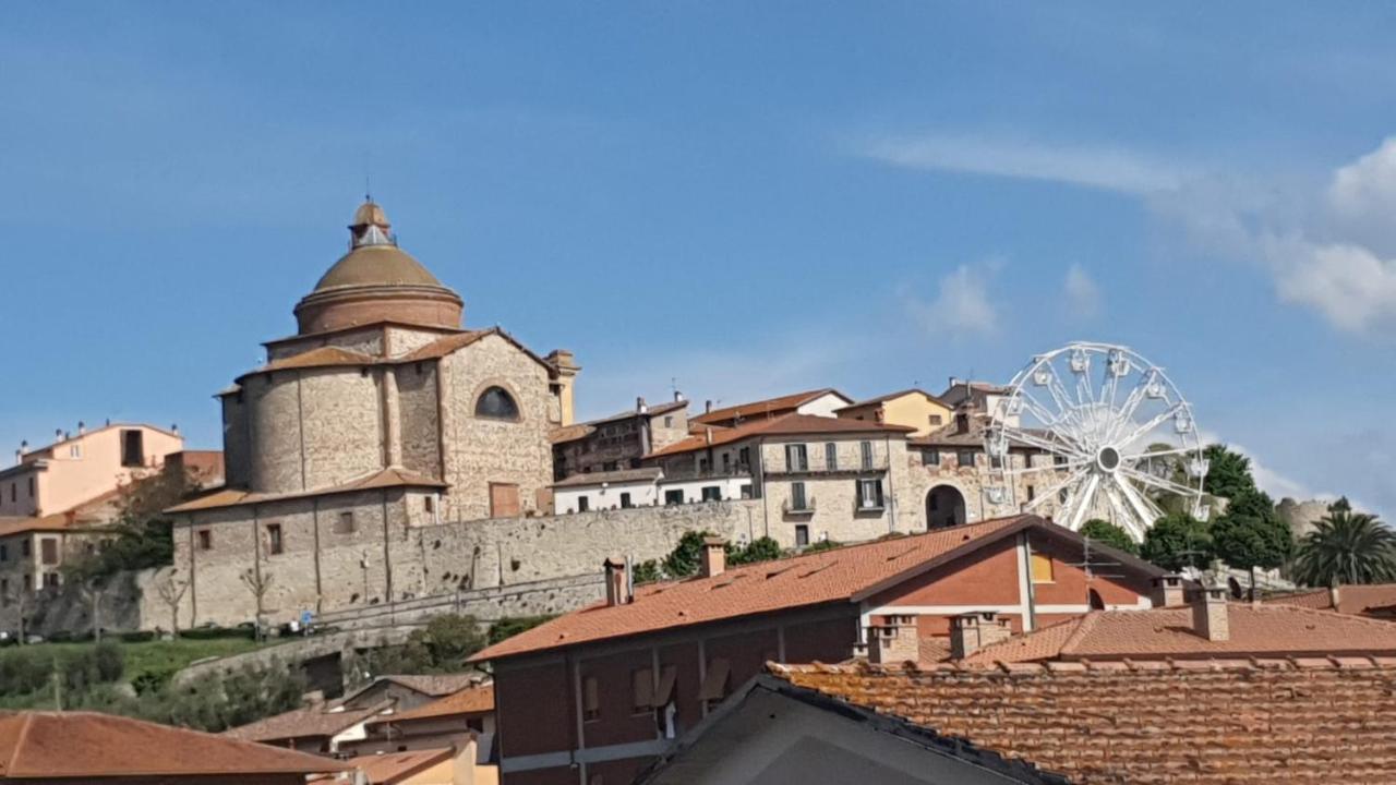 Ai Piedi Del Centro Storico Apartment Castiglione del Lago Exterior photo